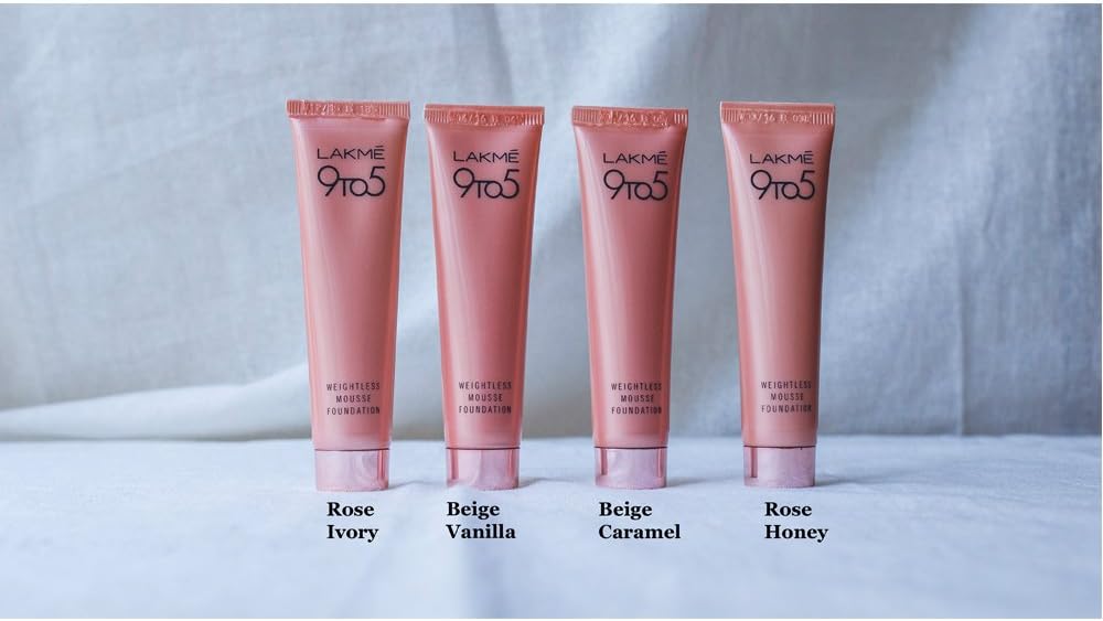 Lakme 9 to 5 Weightless Foundation Mousse Beige - Vanilla, 25g