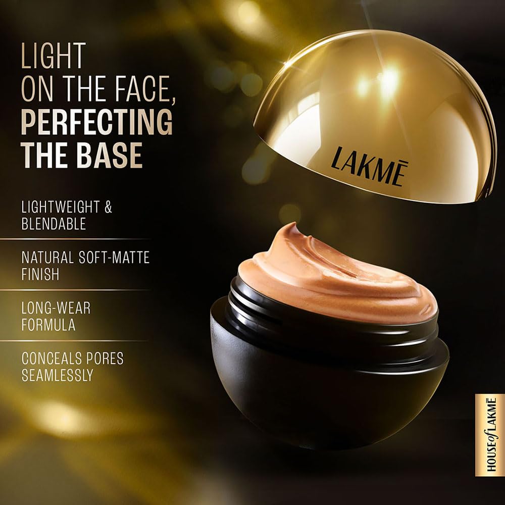 Lakme Xtraordin Airy Mattreal Matte Medium Coverage Mousse, Ivory Fair 12 gm