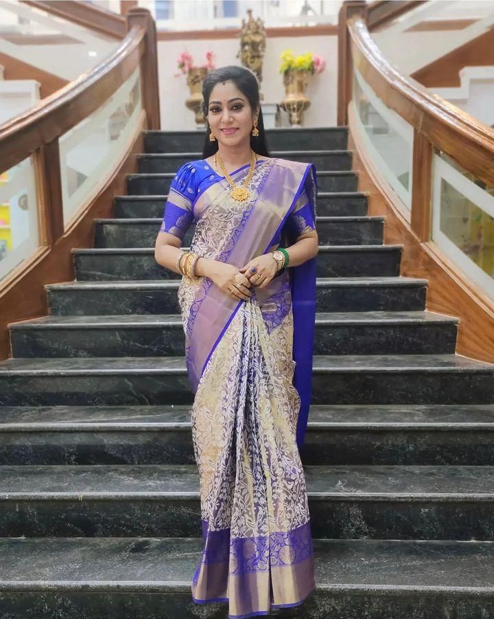 Handloom Weaving Saree